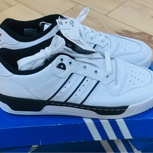 Adidas Rivalry Low White/Black NWT 9.5